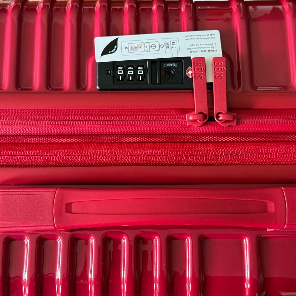 SOLD ON DEPOP BÉIS The Carry-On Roller in Text Me Red NWT - Picture 4 of 10